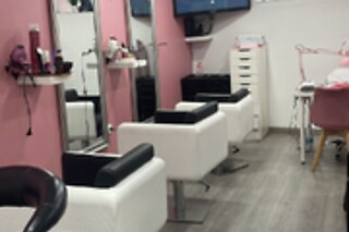Um brushing longo para 1 em Socila Loures em Loures (Lisboa)