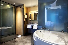 Kyriad Prestige Hôtel & SPA Amiens Poulainville