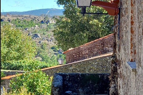 Duas noites em Casa Medieval com pequeno-almoço para 2 em Casas do Pelourinho em Sortelha (Guarda)