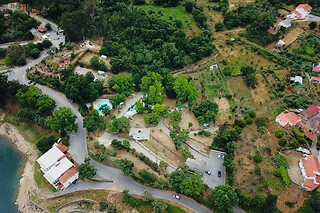 Duas noites em Bungalow com pequeno-almoço para 3 em Parque de Campismo e Caravanismo de Pedrógão Grande em Pedrógão Grande (Leiria)