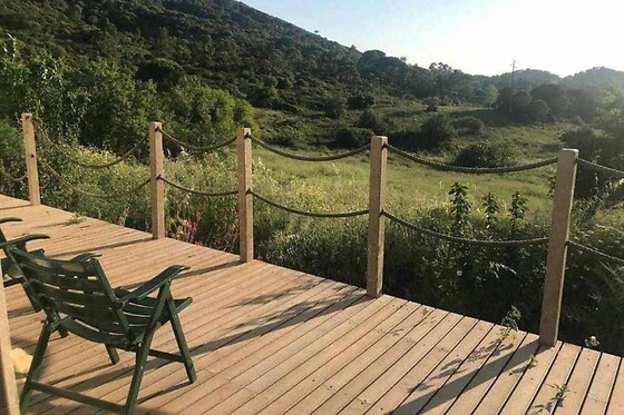 Uma noite em Eco-Villa com pequeno-almoço para 2 em Biovilla em Palmela (Setúbal)