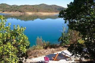 Uma noite em Cabana para 2 em Casa da Eira de Baixo em Santana da Serra (Beja)