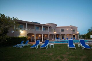 Uma Noite em Quarto Duplo/Twin para 2 | Casa Rosa Montes, Lagos (Faro)