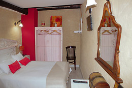 CASA ÁNGEL RIVAS