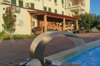Uma noite em Hotel Vintage com pequeno-almoço para 2 em Hotel Boavista - Vintage Hotel ** em Termas de Monfortinho (Castelo Branco)