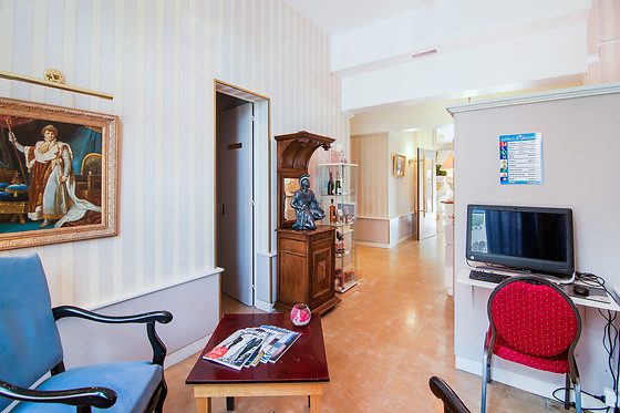 BRIT HOTEL LE ROYAL TROYES CENTRE GARE - photo 3