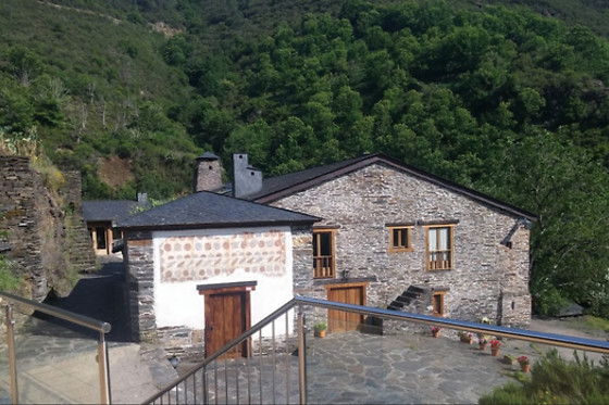 CASA GRANDE DA FERRERÍA DE RUGANDO - photo 0