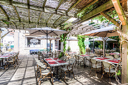 Hotel The Originals Bagnoles-de-l'Orne Ô Gayot