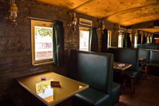 Um almoço ou jantar em El Train - Carruagem Bar (Oeiras)