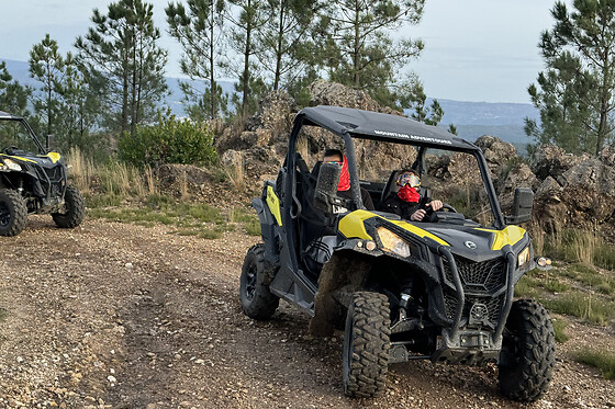 Tour de Buggy Can Am no monte da Atalaia | 2 Pessoas - 30 min | Mountain Adventours, Vila Real