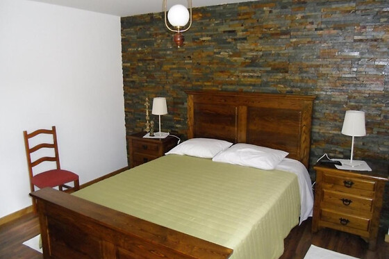 Uma noite em quarto duplo para 2 em Casas de Campo de Podence em Macedo de Cavaleiros (Bragança)