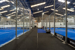 Aula de Padel em dupla num dos maiores centros do país | ABC Indoor Padel - Sintra