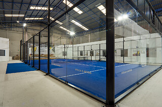 Aula de Padel em dupla num dos maiores centros do país | ABC Indoor Padel - Sintra