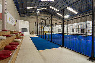 Aula de Padel em dupla num dos maiores centros do país | ABC Indoor Padel - Sintra