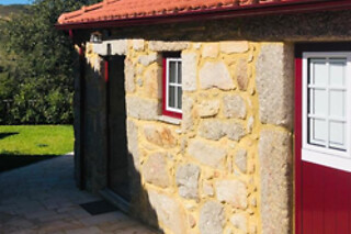 Uma noite em apartamento T2 para 2 adultos e 1 criança na Casa do Rancho - Turismo Rural em Paranhos (Braga)