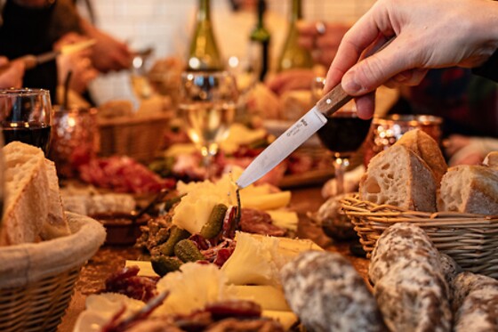 Cheque Gourmet para 2: Crie a sua própria tábua de queijos e enchidos | Le 17,45 - Bairro Alto
