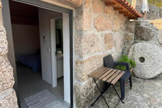 Enoturismo a 2 na Villa Seara | 1 noite em quarto duplo com prova de vinho e tapas | Celorico de Basto