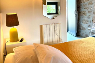Enoturismo a 2 na Villa Seara | 1 noite em quarto duplo com prova de vinho e tapas | Celorico de Basto