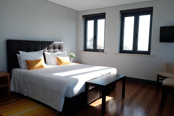 Estadia + Experiência de wellness para 2 na Costa da Caparica | Villa Caparica Hostel