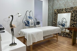 Manicure com verniz de gel para 1 na Marlibeauty Wellness Clinic na Maia (Porto)
