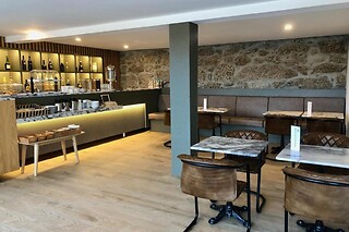 1 noite em apartamento T1 com pequeno-almoço para 2 | Hotel Quinta da Tulha - Guimarães