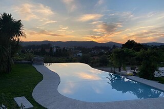 1 noite em apartamento T1 com pequeno-almoço para 2 | Hotel Quinta da Tulha - Guimarães