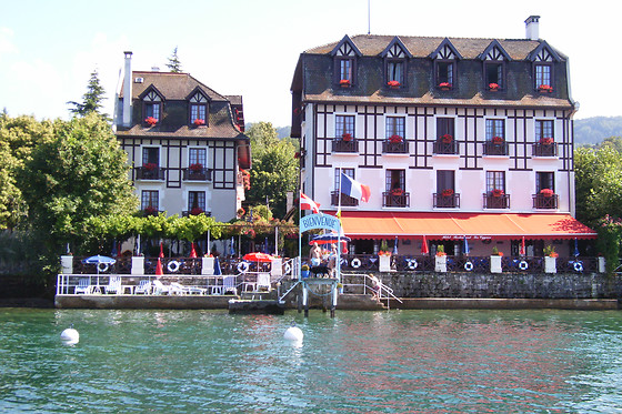 Hôtel Les Cygnes - photo 11
