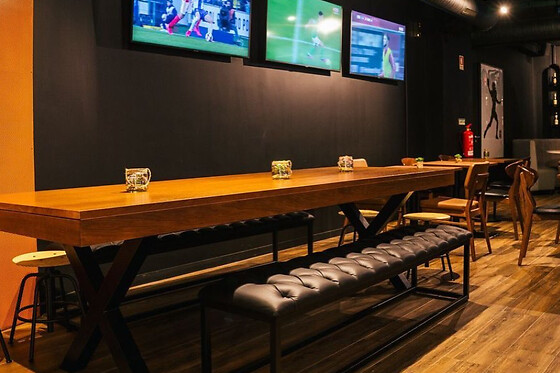 Hambúrgueres para 2 | Tribuna Sports Bar, Vila Nova de Gaia (Porto)