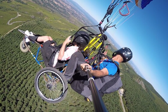 Batismo de voo de parapente em Montalegre | para 2 - 1h | Landfor Adventure Sports (Vila Real)