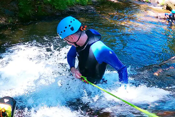 Star Canyoning no rio Varziela - 2h | Para 1 Pessoa | Miradouro do Castelo (Castro Laboreiro)