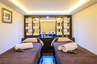 Massagem com velas quentes para 1 no Satsanga Wellness 4* Estoril (Lisboa)