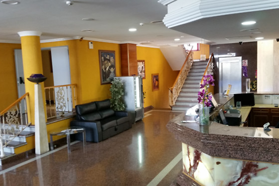HOTEL HUMANES - photo 7