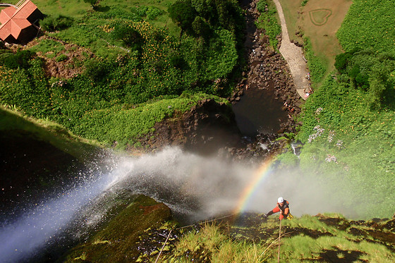 Iniciação a canyoning para 1 em WestCanyon Turismo Aventura em Santa Cruz das Flores (Açores)