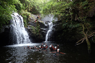 Iniciação a canyoning para 1 em WestCanyon Turismo Aventura em Santa Cruz das Flores (Açores)