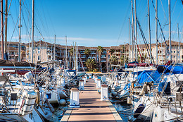 Zenitude Hôtel-Résidences : La Tour de Mare ****