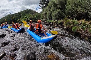 Cano-Rafting no Rio Paiva + Tour de jipe até à aldeia da Paradinha para 1 | NaTour Way, Arouca