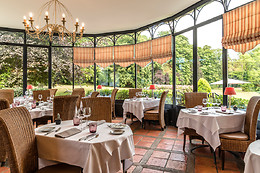 Najeti Hôtel Château Cléry