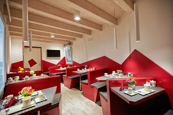 Hospitality Hotel - photo 1