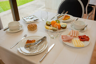 Uma noite em quarto duplo com jantar para 2 em Hotel Bienestar Termas de Monção**** em Monção (Viana do Castelo)