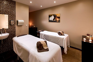 Massagem com Pindas Sweda para 2 | Terapyzen - Luna Solaqua Hotel Albufeira