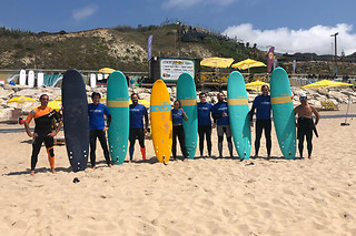 Uma aula de surf  ou  uma aula de bodyboard para 1 em Soulspot - Escola Surf e BodyBoard em Sintra (Lisboa)