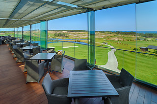 Uma noite em quarto duplo com pequeno-almoço para 2 em Evolutee Hotel - Royal Óbidos Spa & Golf Resort***** em Óbidos (Leiria)