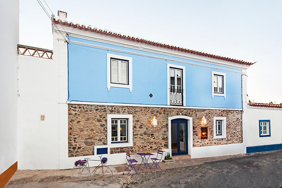1 Noite em Quarto Duplo para Família | Casa da Tia Amália, Mértola (Beja)