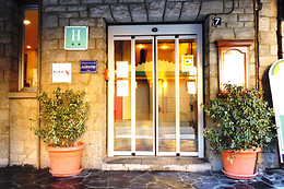 HOTEL UROGALLO