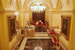 Des Epoques Hotel