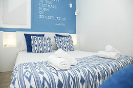 PETIT HOTEL