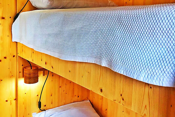 1 noite numa casa flutuante para 2 | Floating Álvaro - Oleiros (Castelo Branco)