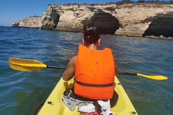 Tour de kayak pelas grutas de Benagil | 2 Pessoas - 2h | Kai'nKoa Adventures - Lagoa