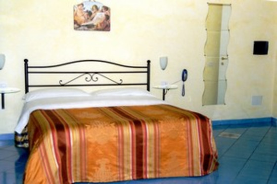 Bed & Breakfast Dimora Carlo III - photo 4