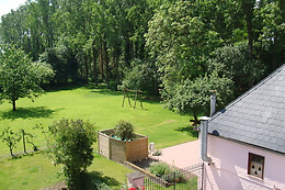 Chateau Bagatelle
